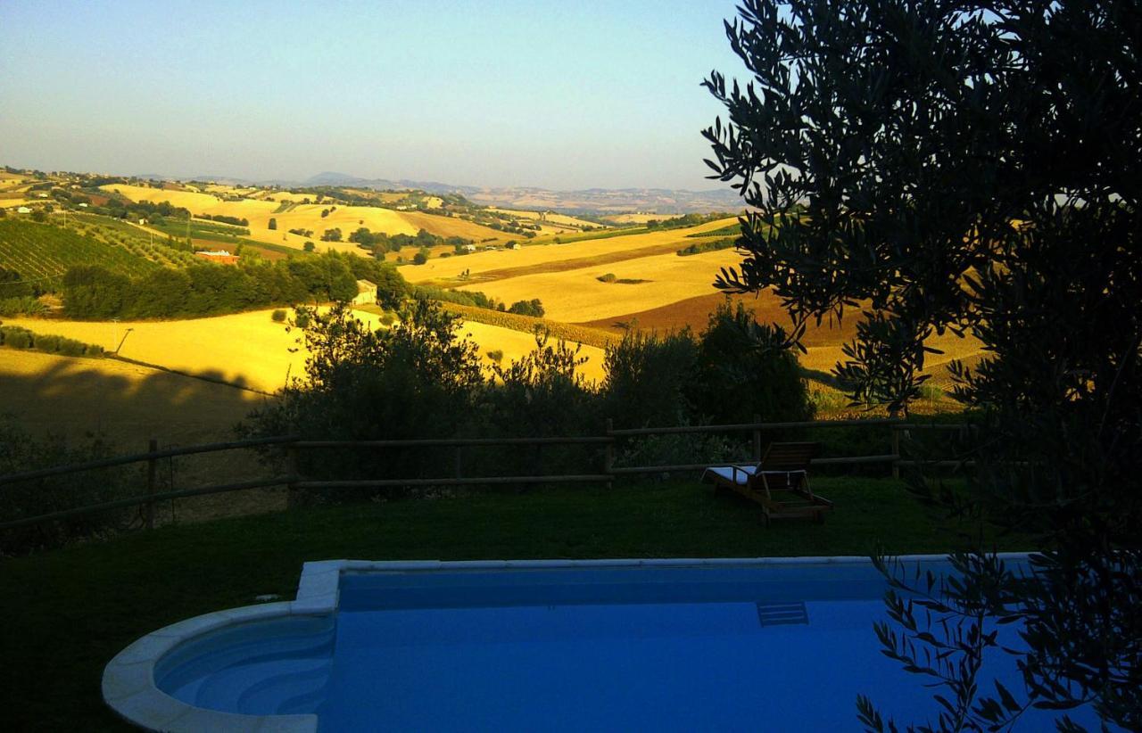 Villa Sant'Elena Morro dʼAlba Eksteriør billede